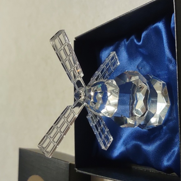 Crystal Marked NC. " Not Swarovski." Windmill. - Picture 5 of 12